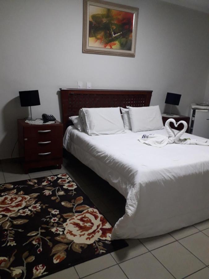 Hotel Athenas E Convencoes Araçatuba Εξωτερικό φωτογραφία